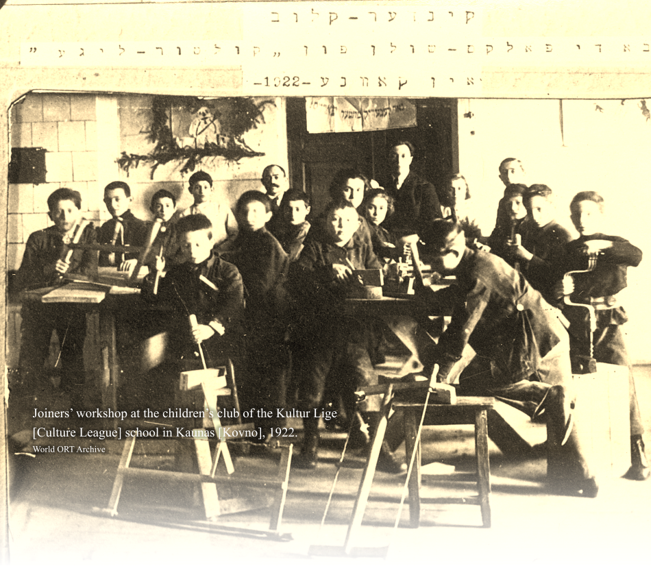 Joiners’ workshop at the children’s club of the Kultur Lige  [Culture League] school in Kaunas [Kovno], 1922.  World ORT Archive